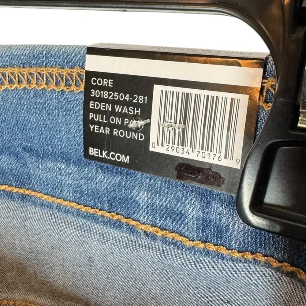 Kim Rogers Pull On Straight Leg Jean Pants 10P Eden Wash Tummy Control NWT